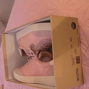 Michael Kors Smokey Rose Sneakers